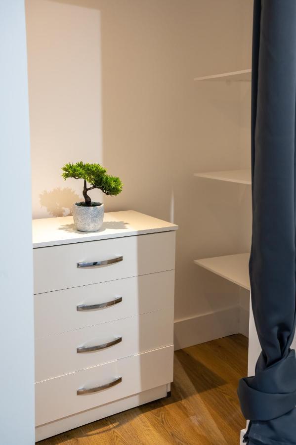 Stylish 2 Bedrooms Little Venice - 44 London Exteriör bild