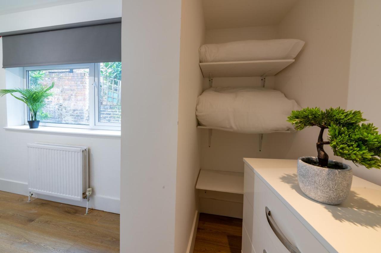 Stylish 2 Bedrooms Little Venice - 44 London Exteriör bild